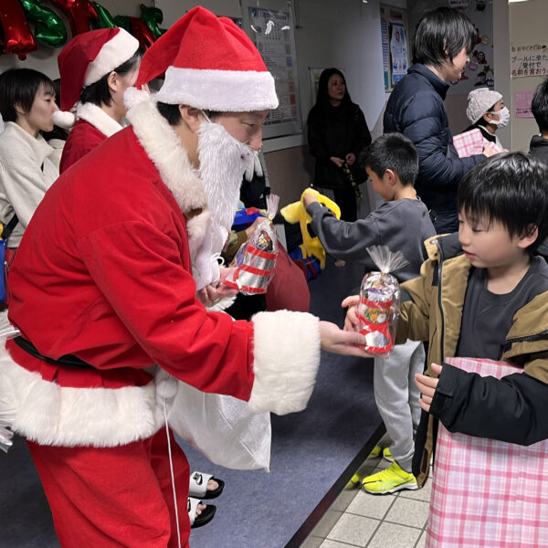 JSS粟崎にサンタが来た☆2025クリスマス会☆ 画像