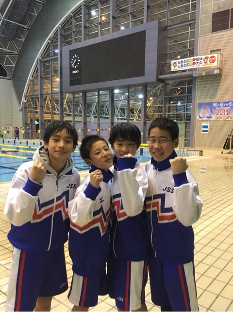 小学生学童新