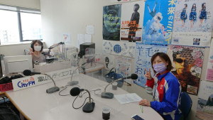 ライブ出演中