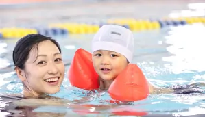 スイミングスクールは子どもの脳の発達にも効果的！ 画像