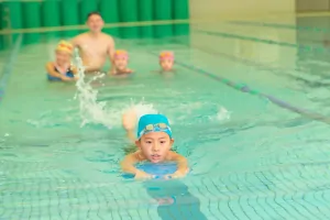 スイミングスクールで子どもが進級できない時どうする？ 画像