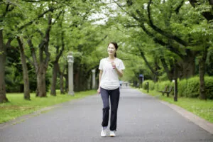 水中ウォーキングの消費カロリーはどれくらい？ 画像